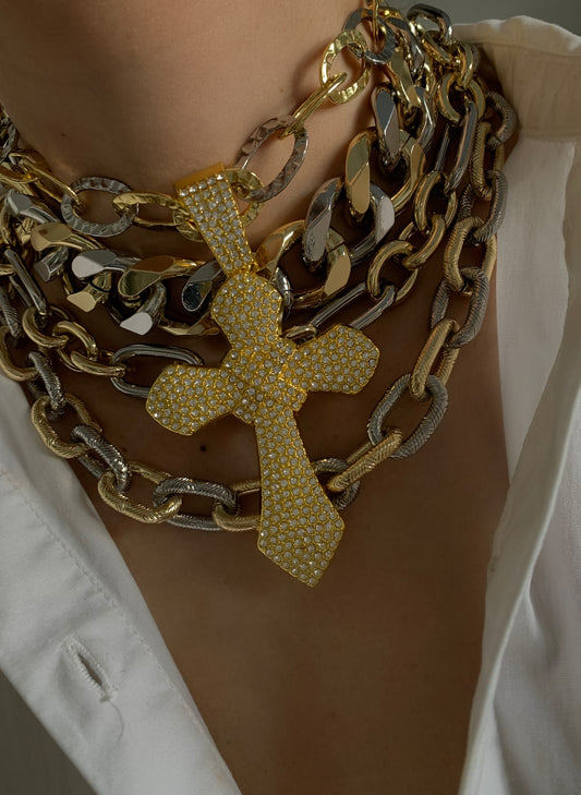 Collar Maxi Crucifijo Dorado