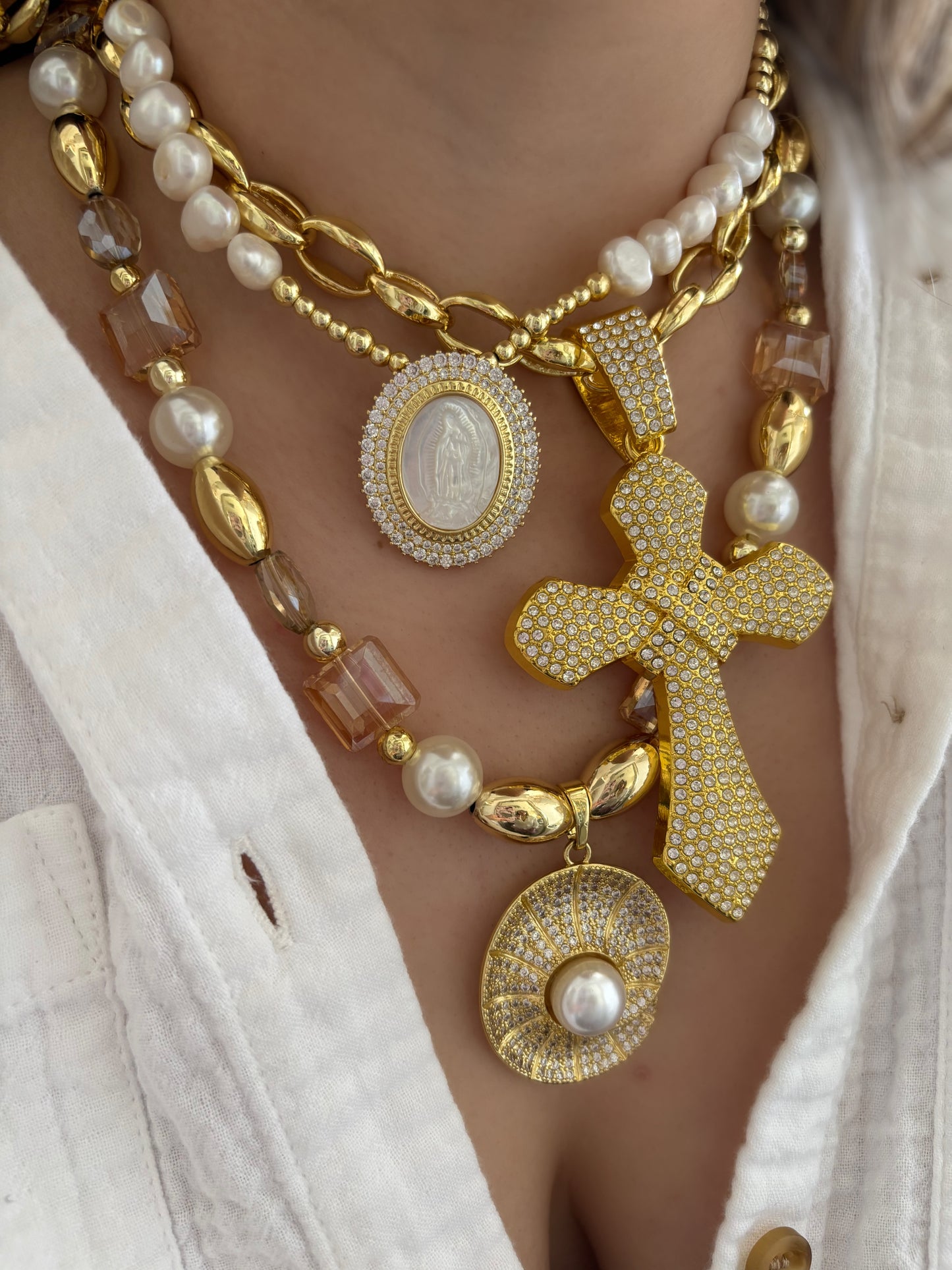 Collar Perlas Virgen de Guadalupe