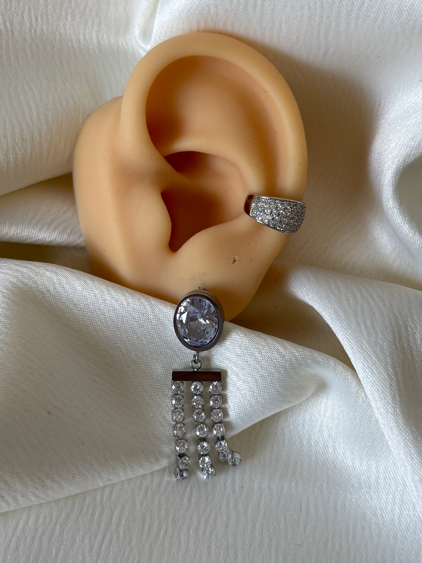 Aretes Cascada Circonias