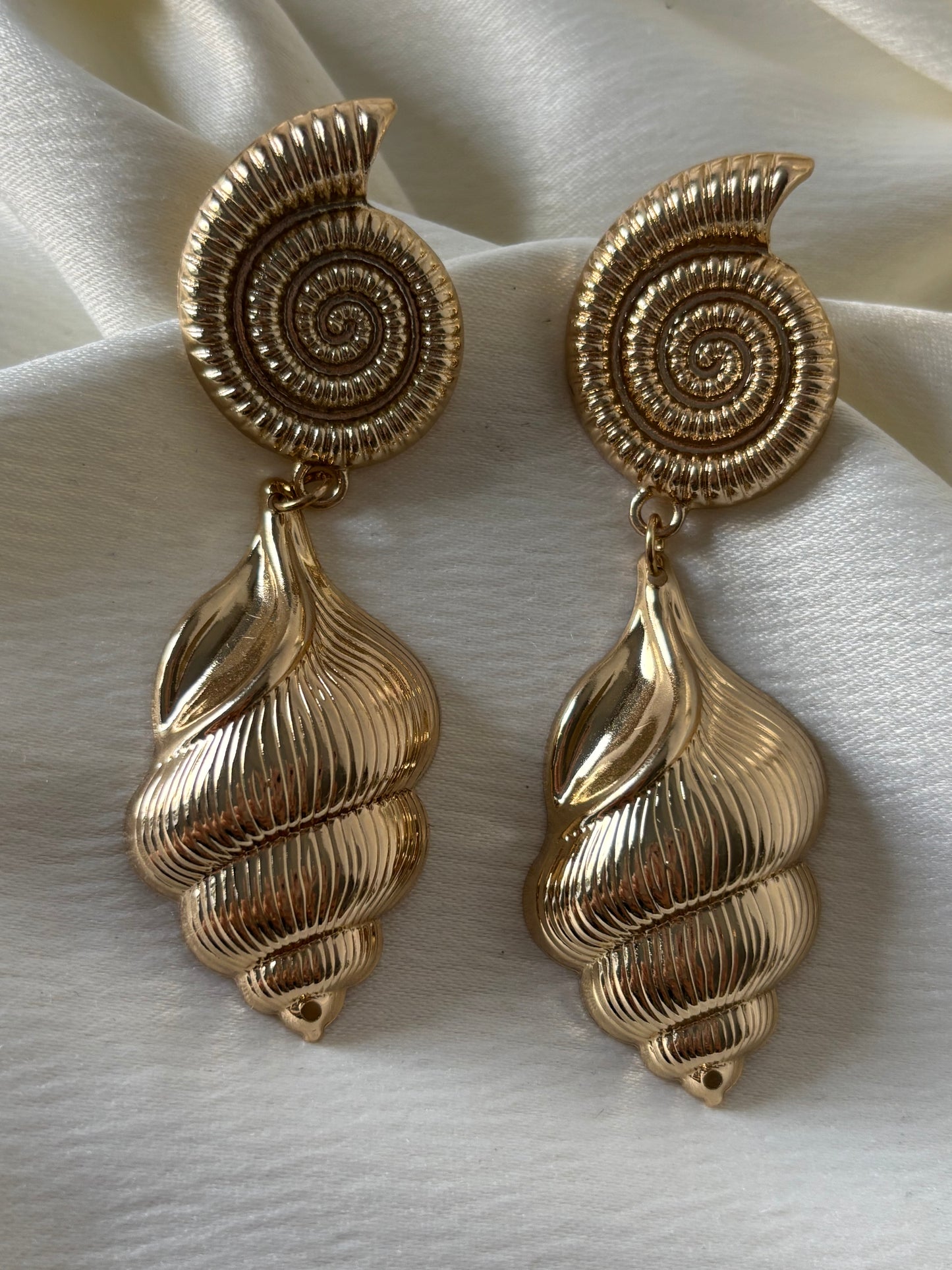 Aretes Caracoles