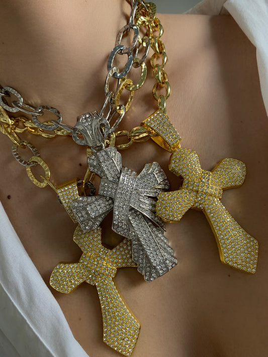 Collar Maxi Crucifijo Plateado