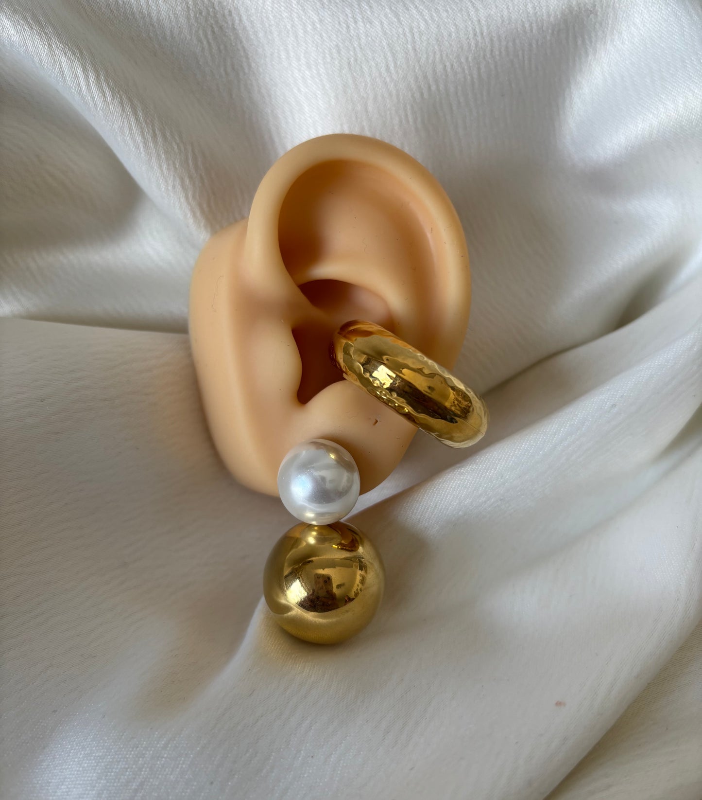 Aretes Doble Bola Perla