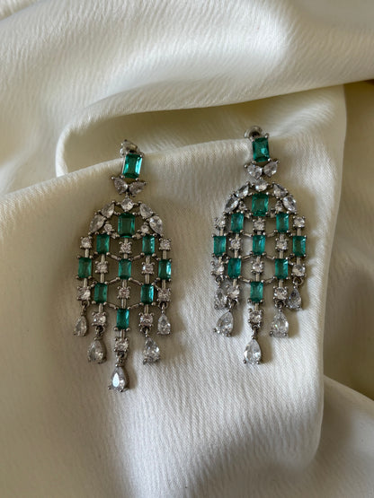 Aretes Cascada Circonias