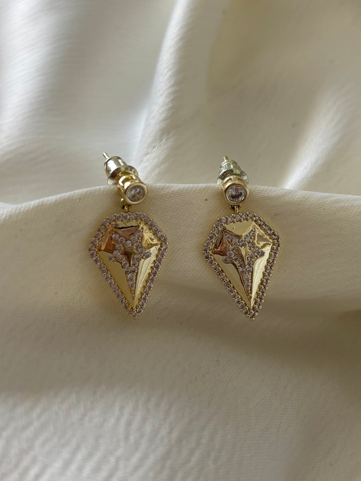 Aretes Lanza con Estrella