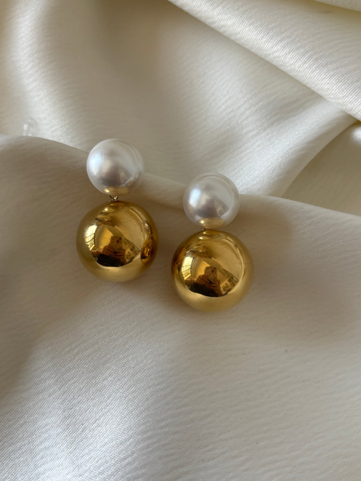Aretes Doble Bola Perla