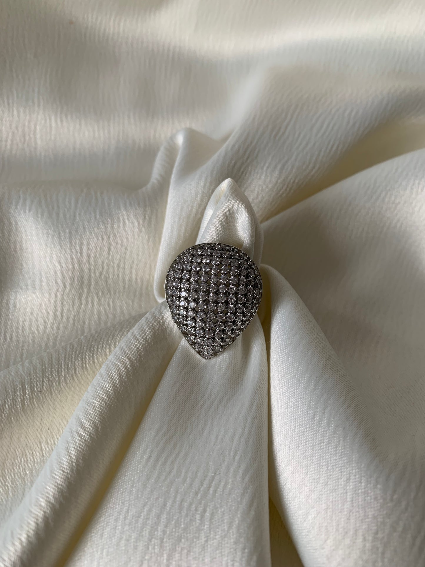 Anillo Maxi Gota Circonias