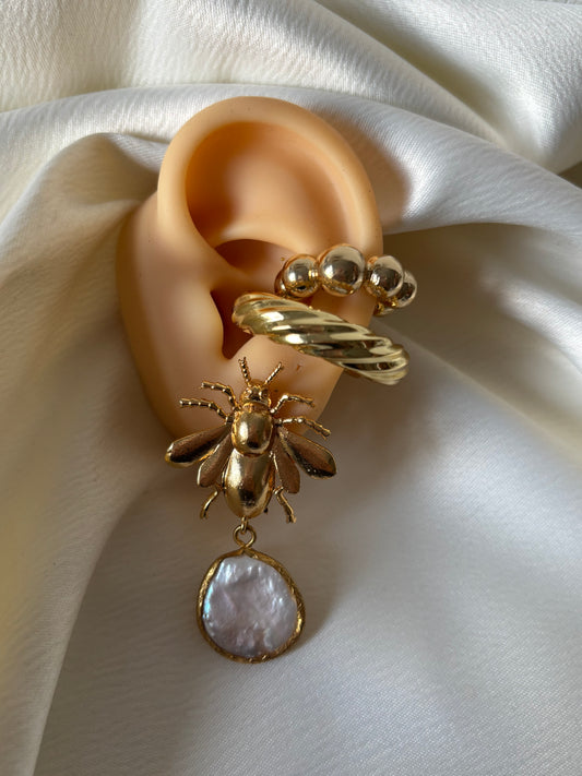 Aretes Bugs Perla Plana